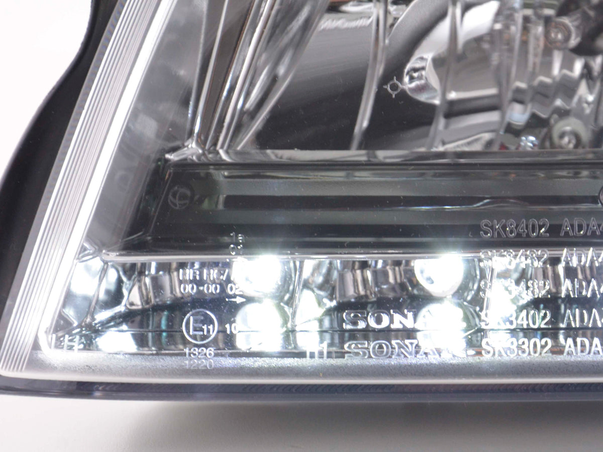 Scheinwerfer Daylight Audi A4 Typ 8E 01-04 chrom Scheinwerfer Daylight Audi A4 Typ 8E 01-04 chrom